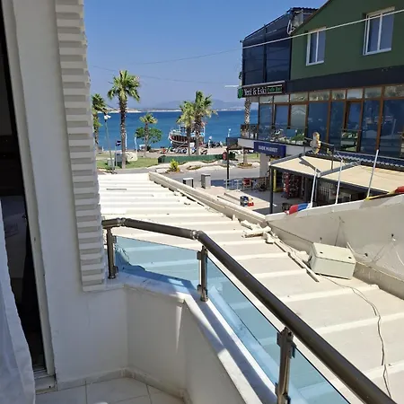 Lion Hotel